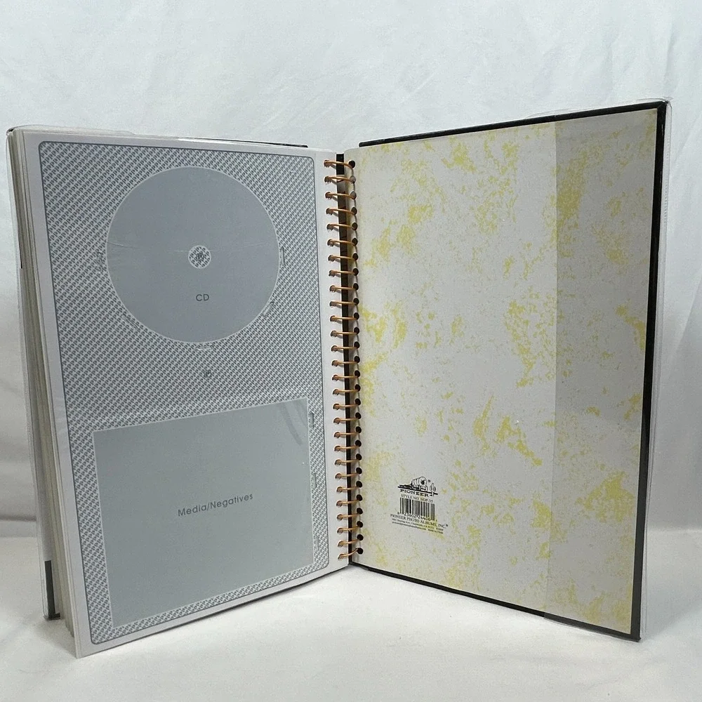 Vintage Photo Album 300 Picture 4x6 Pioneer Le Memo Spiral Leather Pockets Green